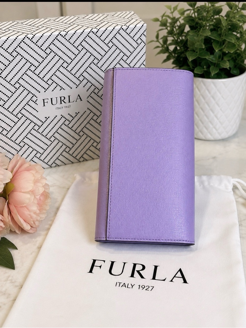 Furla Lavender Saffiano Leather Wallet - Picture 2 of 7